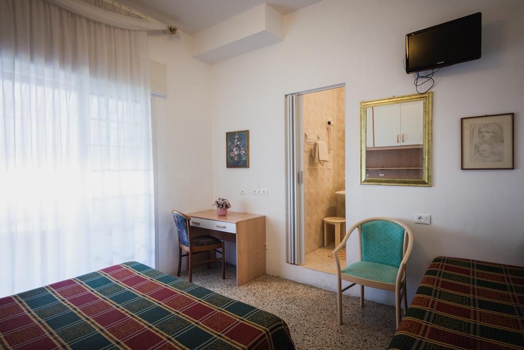 Marco Polo Hotel 2*