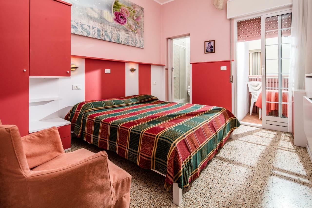 Marco Polo Hotel 2*