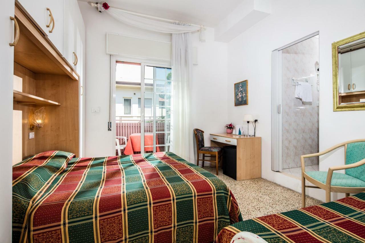 Marco Polo Hotel 2*